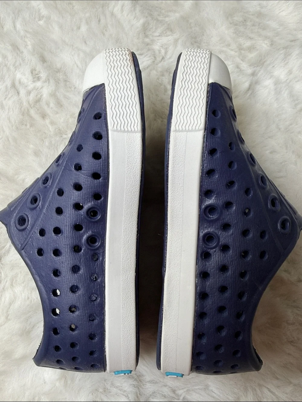Native unisex small